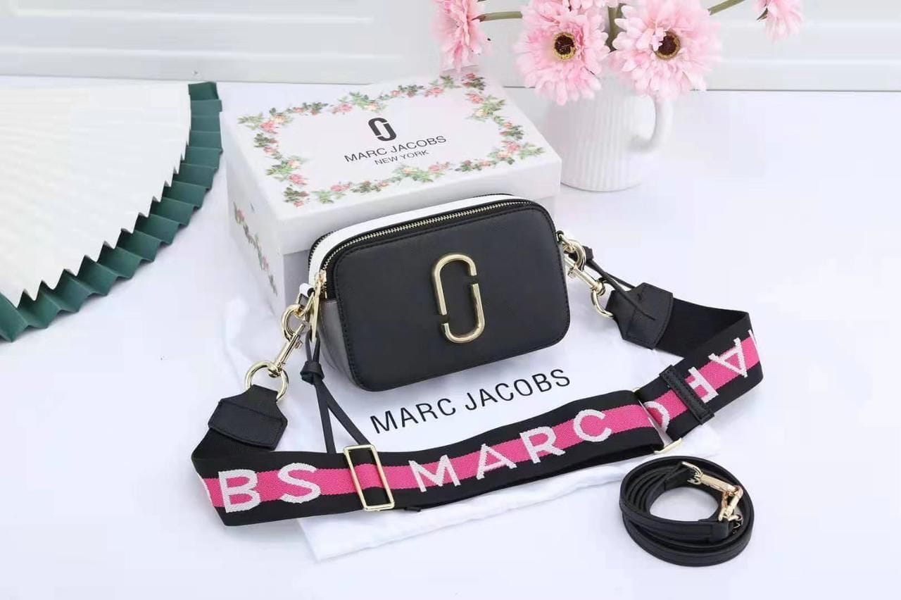 Marc Jacobs Black Camera Sling Bag (With Box)
