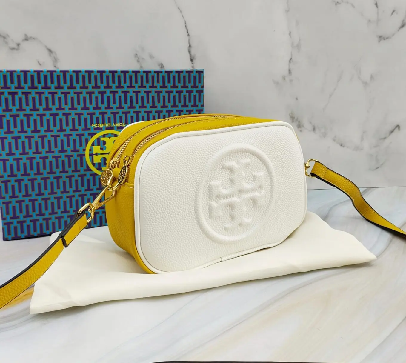 WhatsApp-Image-2023-08-18-at-17.59.10-scaled Tory Burch Perry Bombe White yellow Color Camera Bag (With Box)