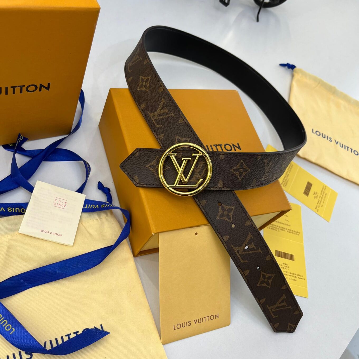 Louis Vuitton Reversible Unisex Belt