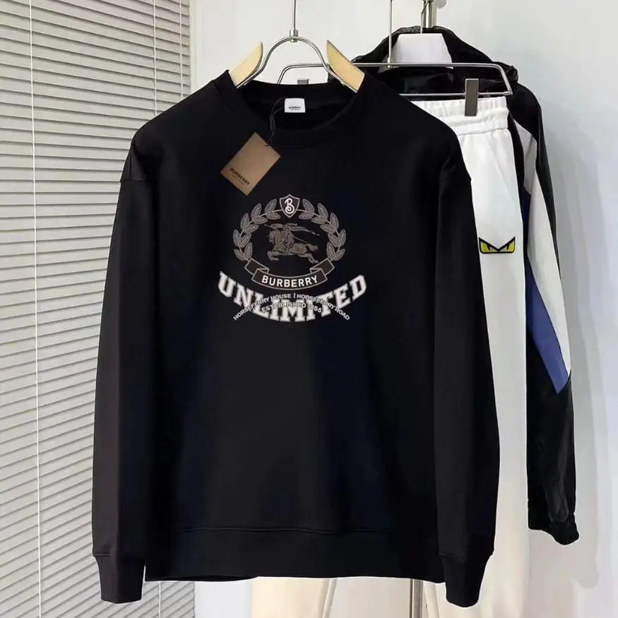 WhatsApp-Image-2025-01-04-at-3.30.03-PM Burberry Unlimited Black Sweatshirt