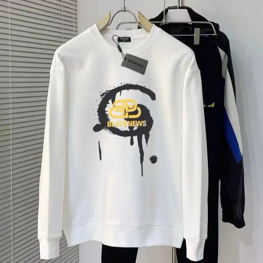 WhatsApp-Image-2025-01-04-at-4.04.10-PM Balenciaga Black News White Sweatshirt