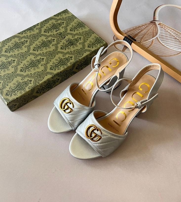 Gucci Marmont Silver Mid High Pump For Women