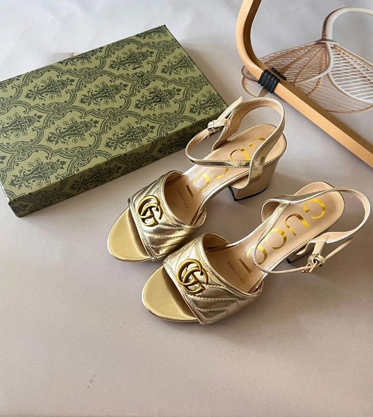 Gucci Marmont Golden Mid High Pump