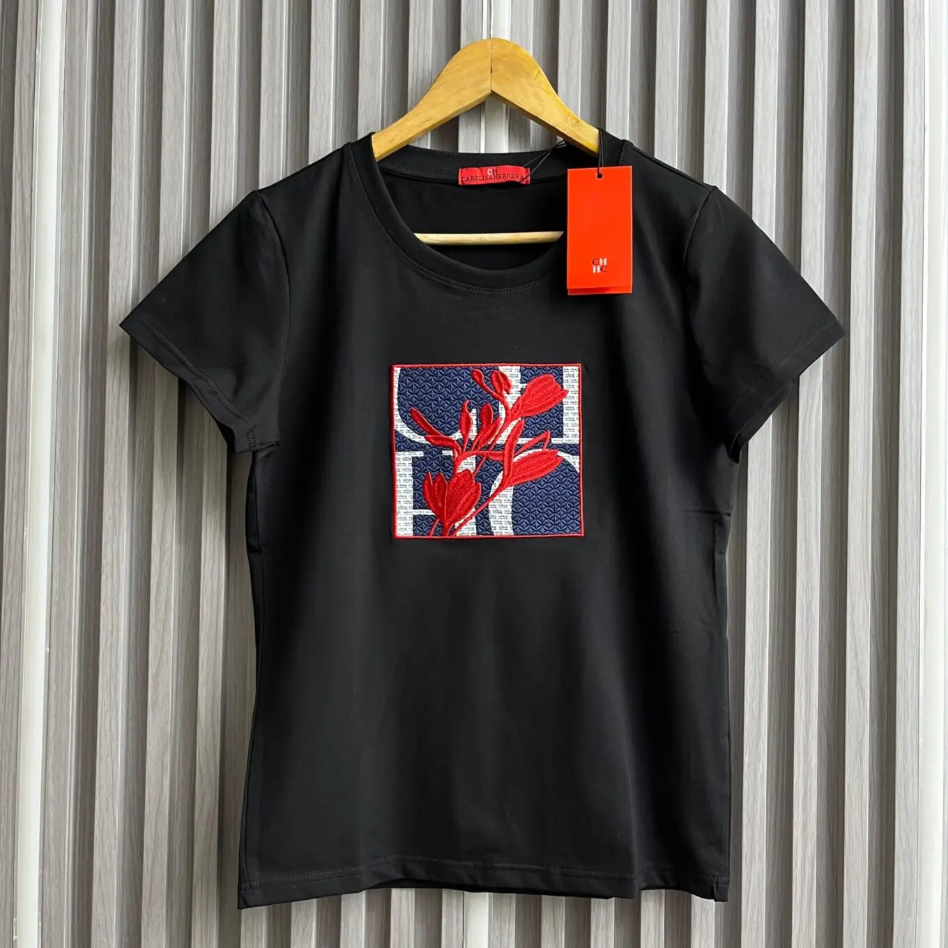 WhatsApp-Image-2025-06-16-at-2.20.19-PM Carolina Herrera Black Tshirt For Women