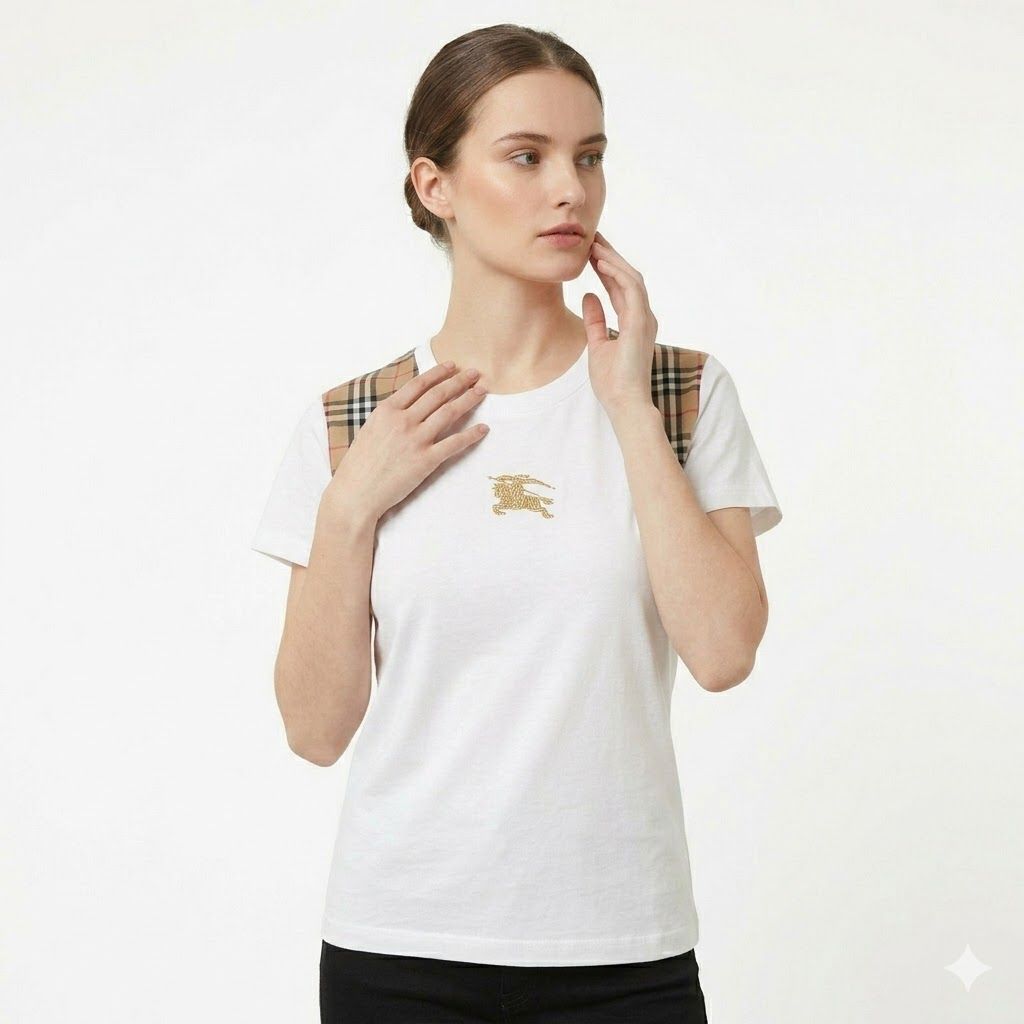 Burberry White Signature T-shirt For Women