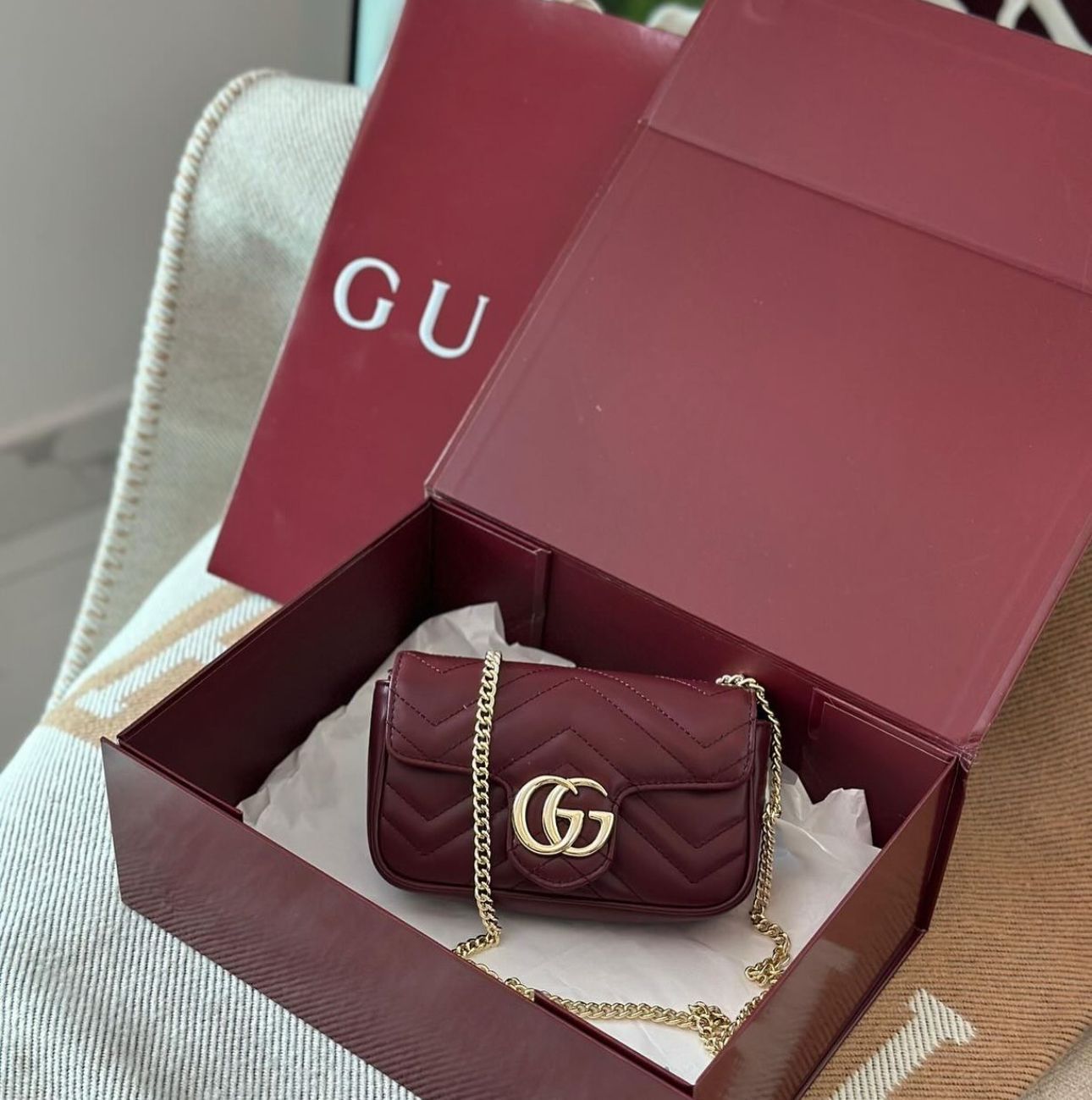 Gucci Marmont Wine Mini Sling Bag (With Box)