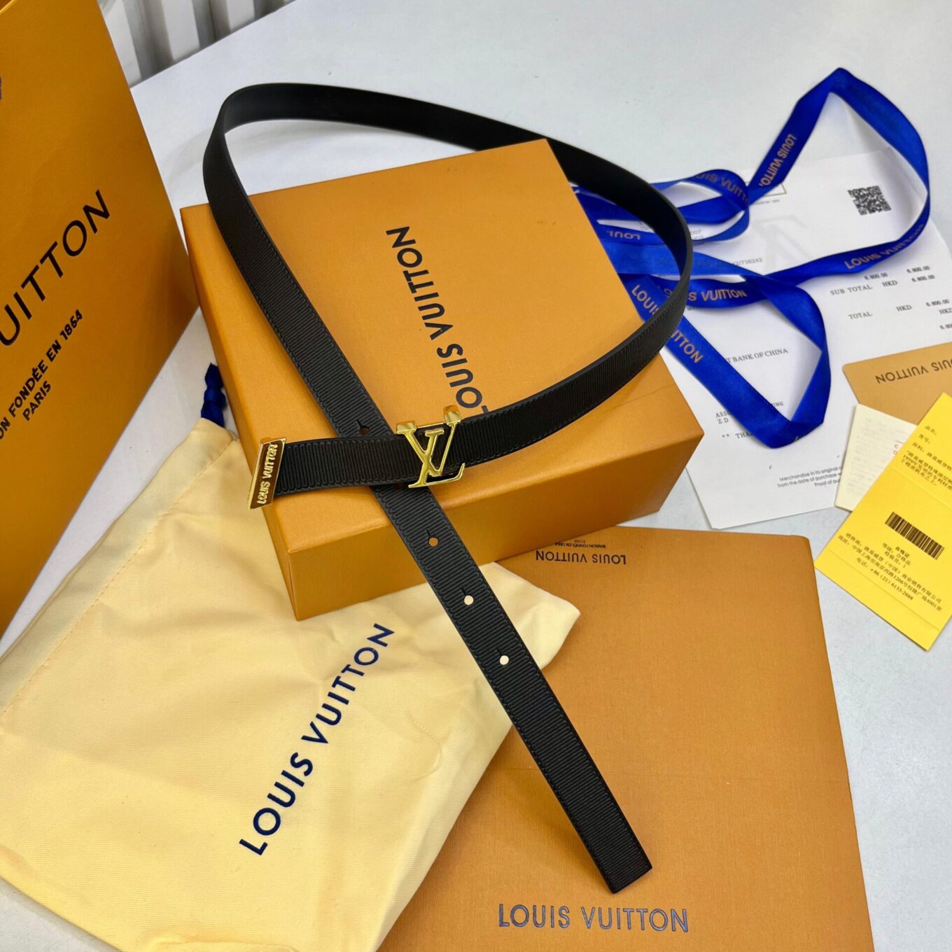 Louis Vuitton Initiales Black With Gold LV Buckle Belt