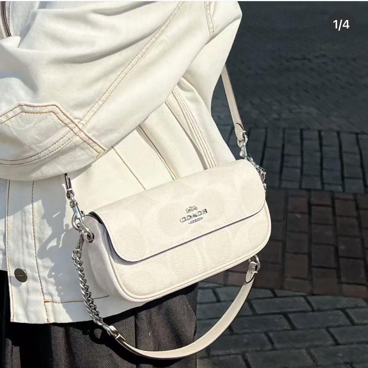 Coach Hailey White Shoulder Bag (With Box)