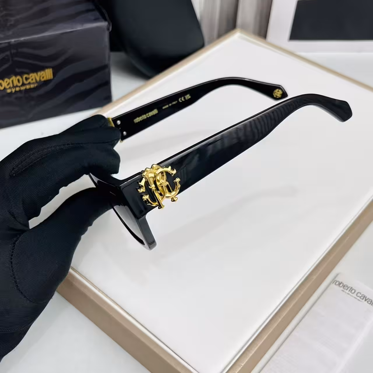 WhatsApp Image 2025-11-20 at 6.07.26 PM (1) Roberto Cavalli Bold Black Square Sunglasses