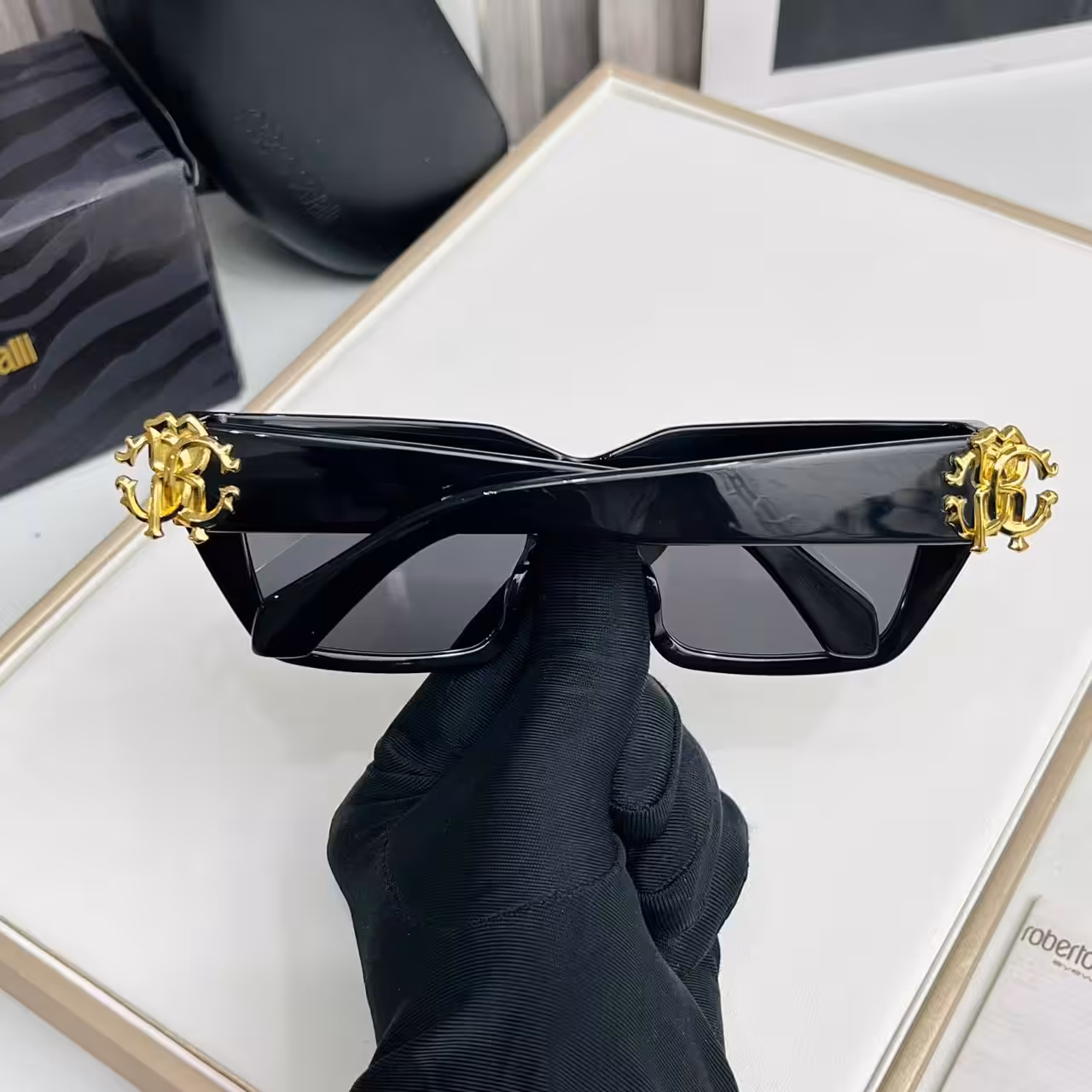 WhatsApp Image 2025-11-20 at 6.07.26 PM (2) Roberto Cavalli Bold Black Square Sunglasses