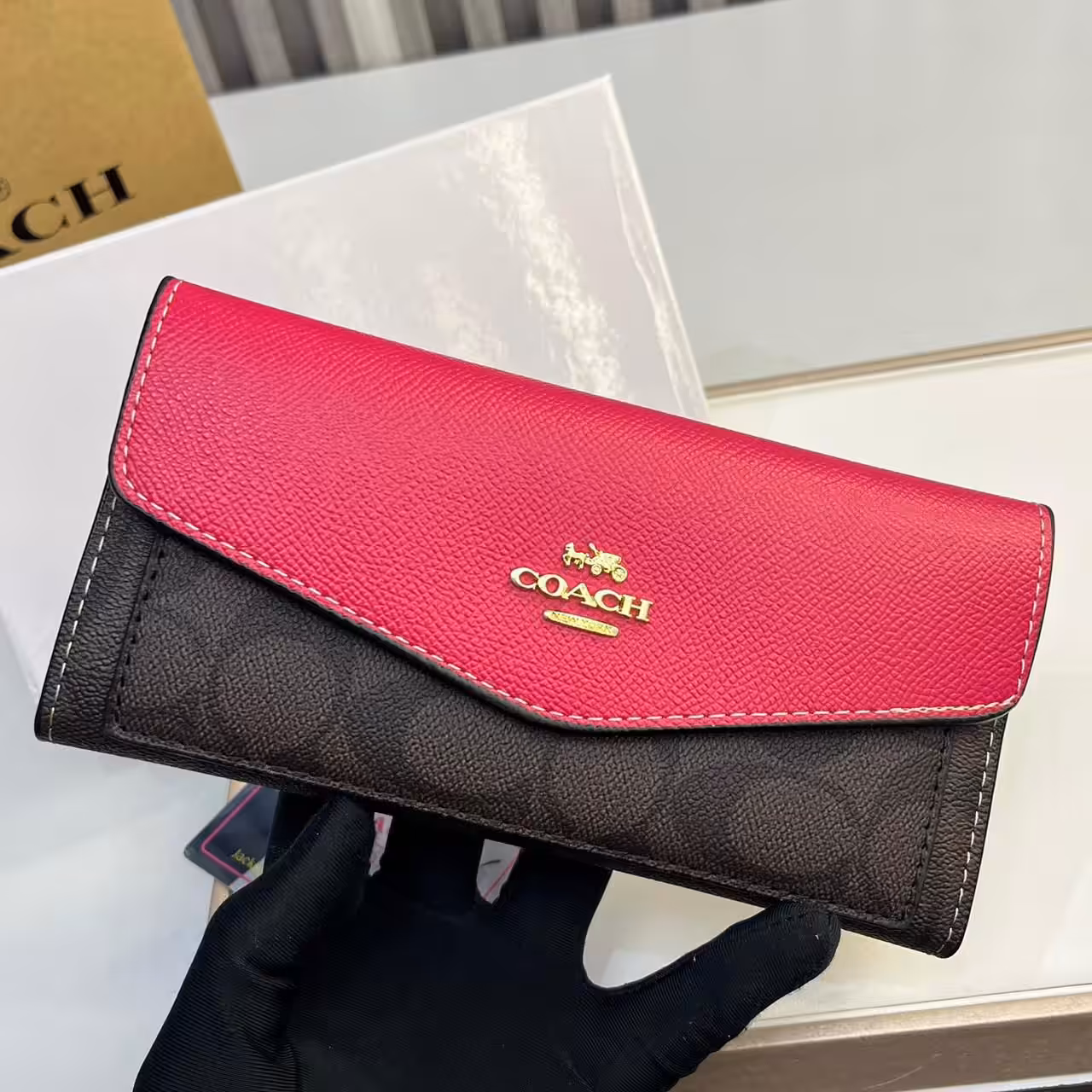 WhatsApp Image 2025-12-19 at 1.41.15 AM Coach Pink 3 Fold Envelop Signature Wallet