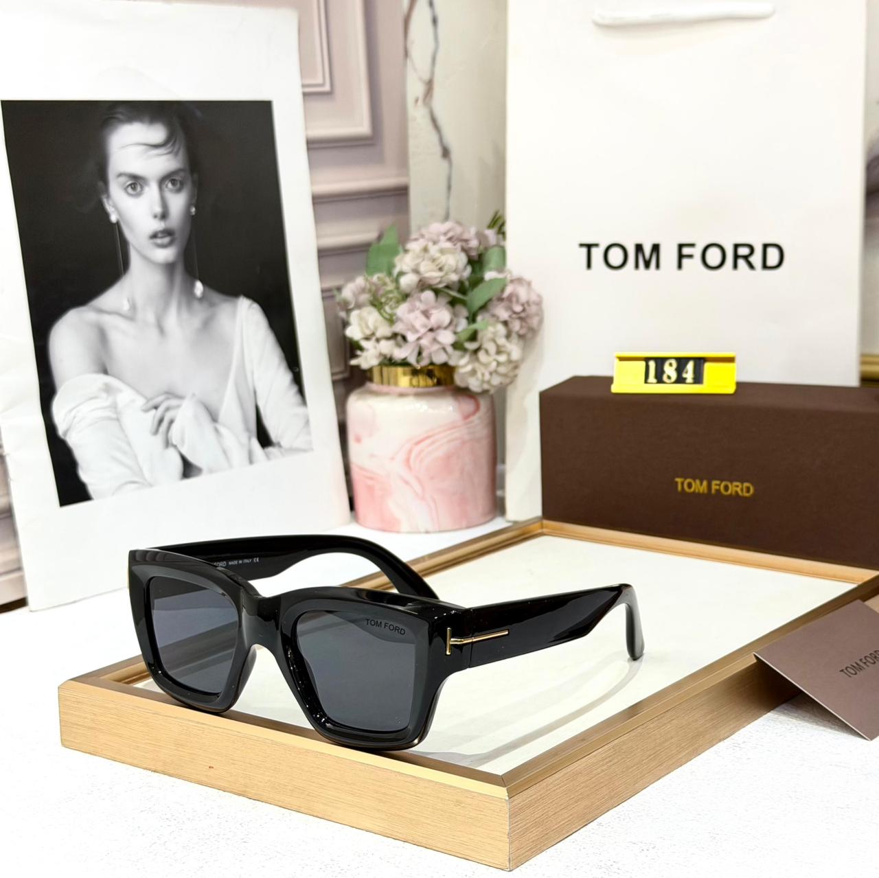 Tomford Black Men Wayfarer Sunglass