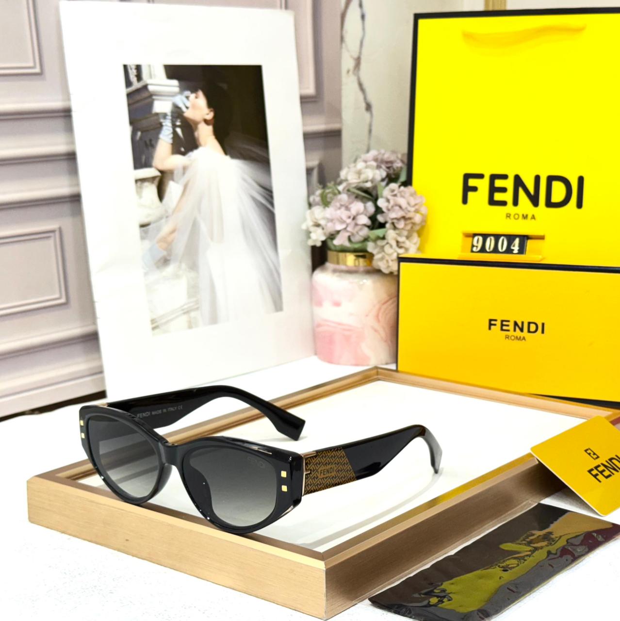 Fendi Square Frame Black Acetate Women’s Sunglasses