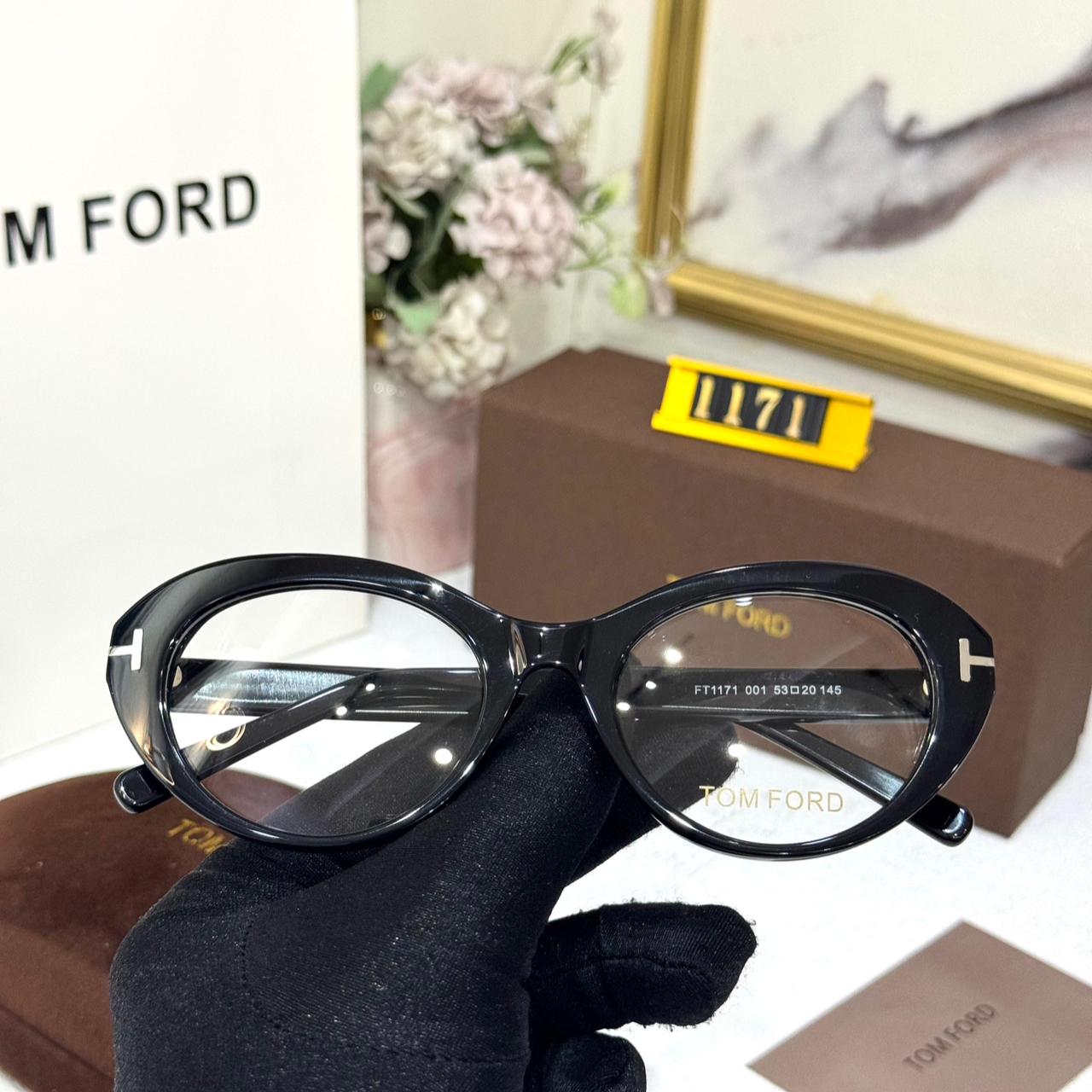 Tom Ford Round Frame Black Acetate Silver T Logo Women’s Eyeglasses
