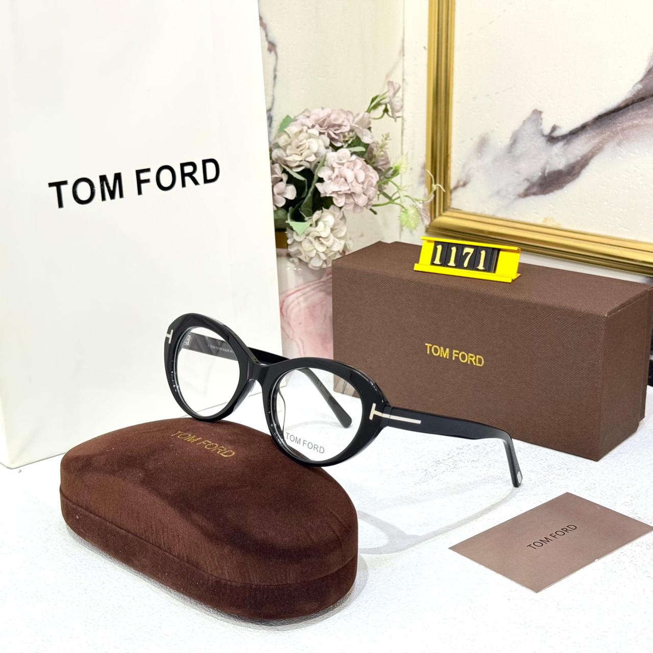 Tom Ford Round Frame Black Acetate Silver T Logo Women’s Eyeglasses