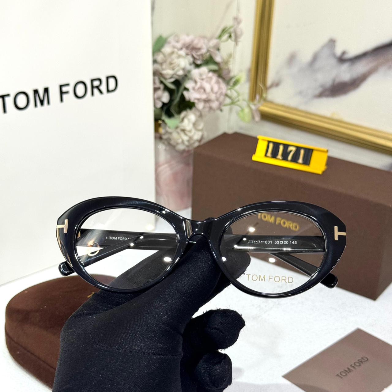 Tom Ford Round Frame Black Acetate Gold T Logo Women’s Eyeglasses