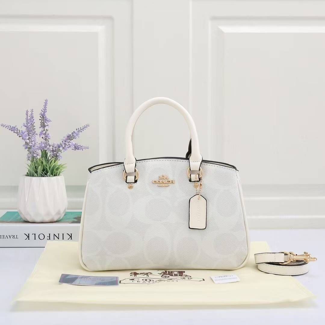 Coach Savannah White Handbag (With Box)