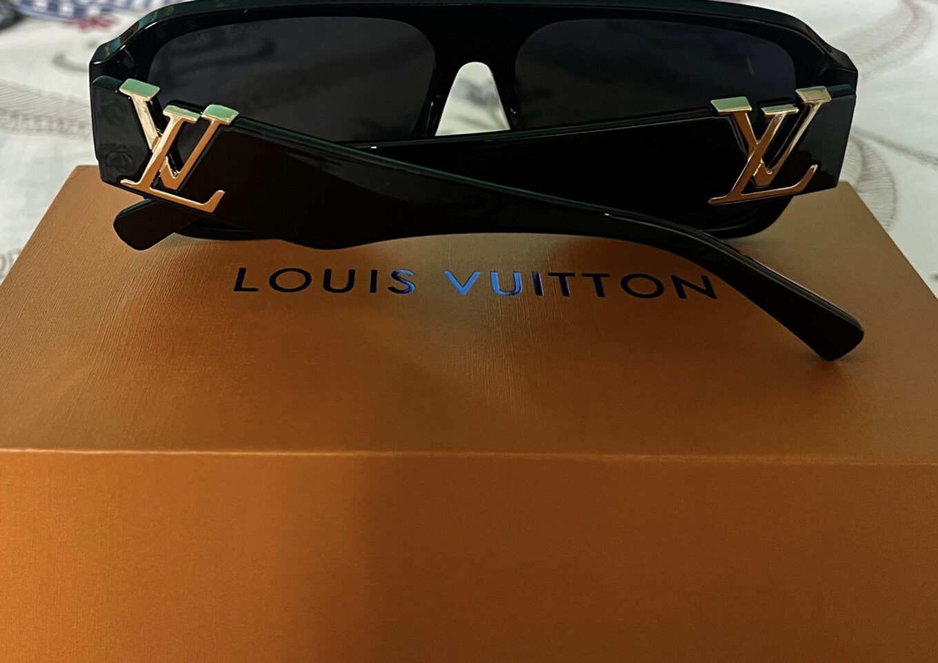 Louis Vuitton LV Initials Square Men Sunglasses photo review