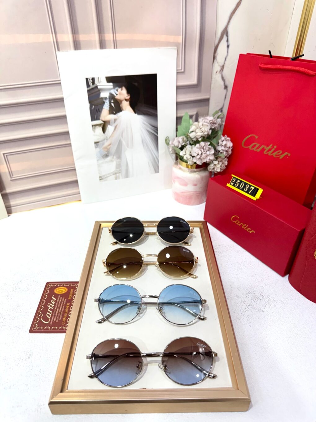 Cartier Round Silver Frame Blue Gradient Sunglasses