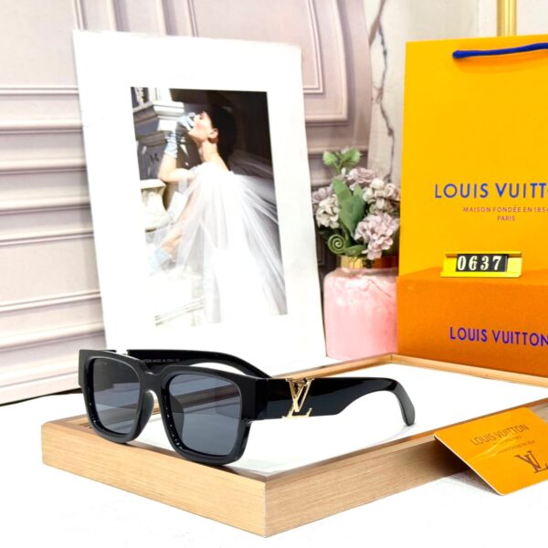 LV Clash Black Aviator Unisex Sunglass