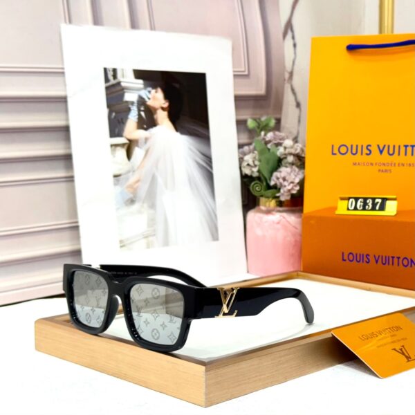LV Clash Black Monogram Aviator Unisex Sunglass