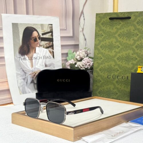 Gucci Black Square Frame Men’s Sunglass