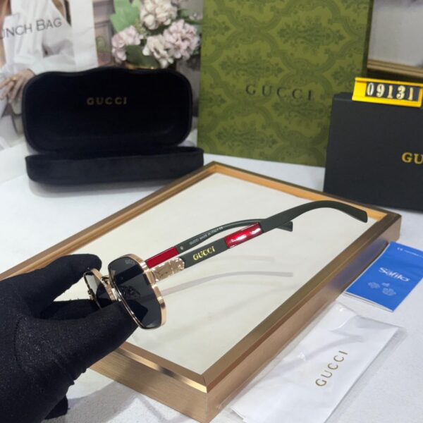 Gucci Green Black Square Frame Men’s Sunglass
