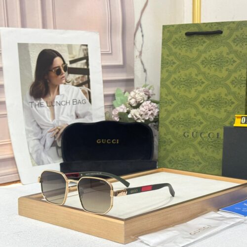 Gucci Green Square Frame Men’s Sunglass