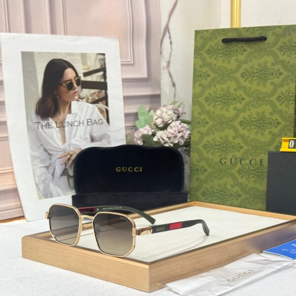 Gucci Green Square Frame Men’s Sunglass